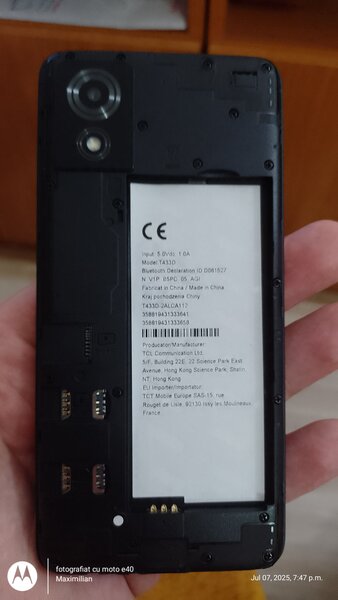 De vanzare mobil TCL.