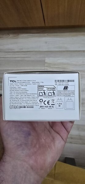 De vanzare mobil TCL.